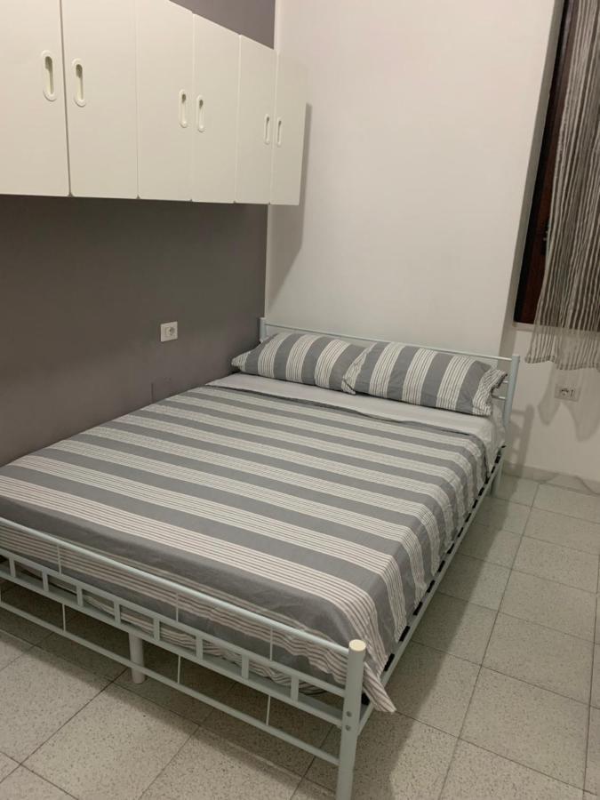 Bedroom Low Cost Di Elisa Quartucciu Ngoại thất bức ảnh